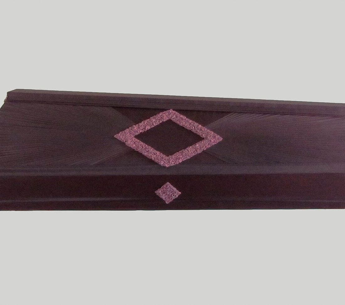 Koka zārki – drapēti